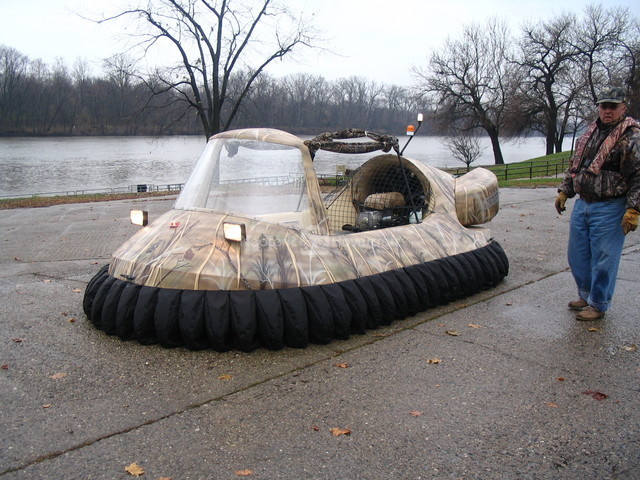 Hovercraft pilot training photo