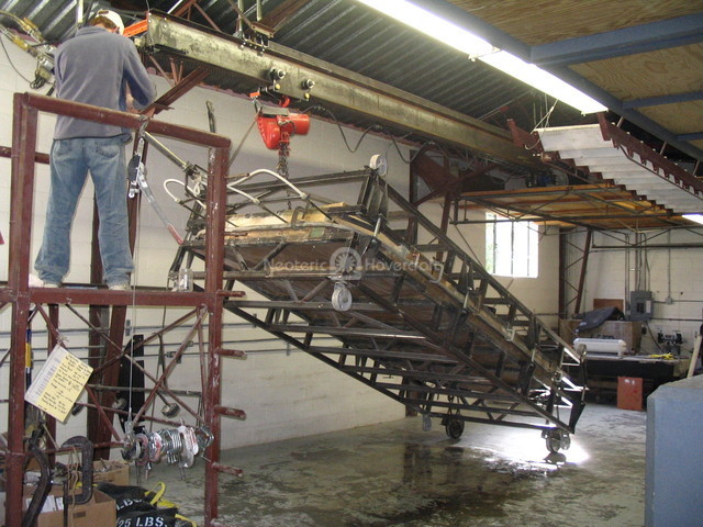 Picture unsinkable hovercraft hull foam