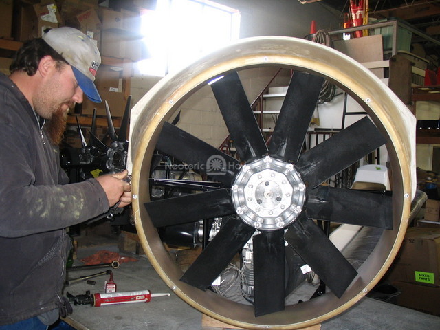 Photo Hovercraft 9 blade axial flow fan