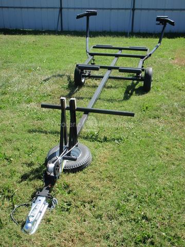 Photo Light Hovercraft trailer winch on roll off