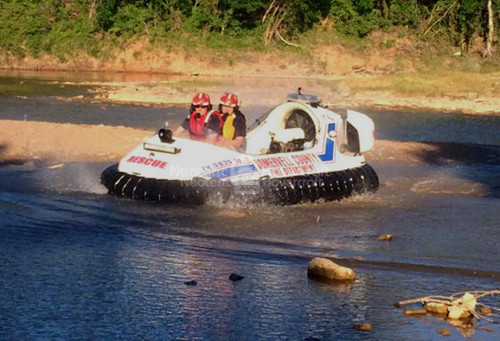 Rescue hovercraft image, River rescue boat, Swift water rescue boats, Brazos River, Somervell County Fire Department Neoteric hovercraft