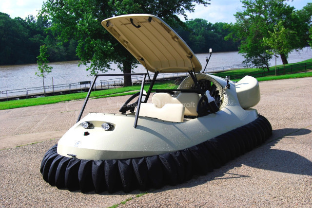 Windy Knoll Neoteric Hovercraft Golf Cart