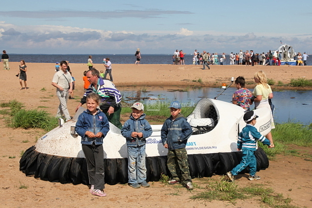 Hovertrek at Navy Day Celebration in Russia
