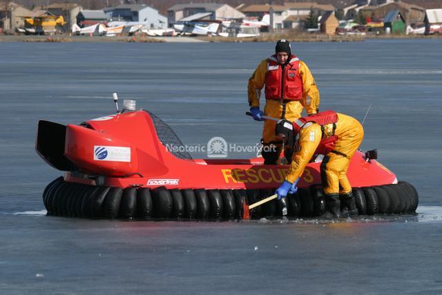 Experimenting with different ice rescue methods