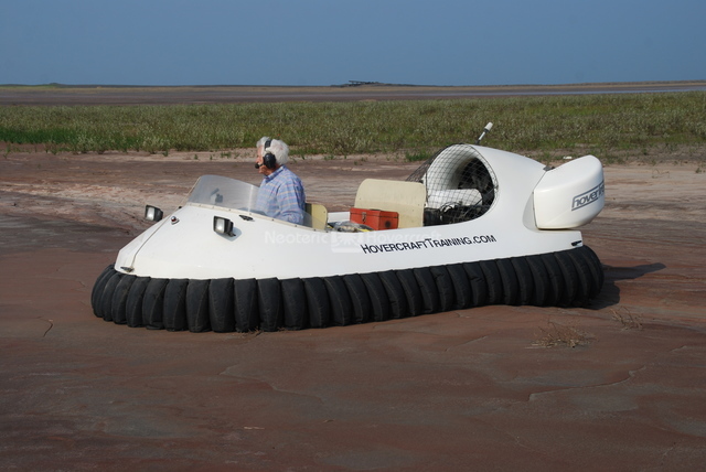 NEW Neoteric Inline Seat Hovercraft Deluxe Model 3877 - 15% discount