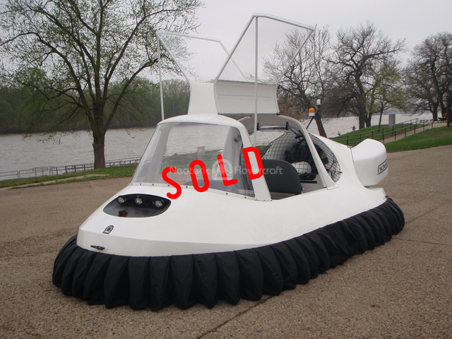 Neoteric Hovercraft Deluxe Model 1874