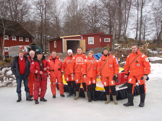 Picture hoovercraft pilot training in Sweden