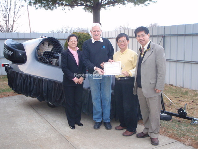 Picture Hovercraft pilot training Charles and Peggy Lin, and Gordon Lin, Taiwan