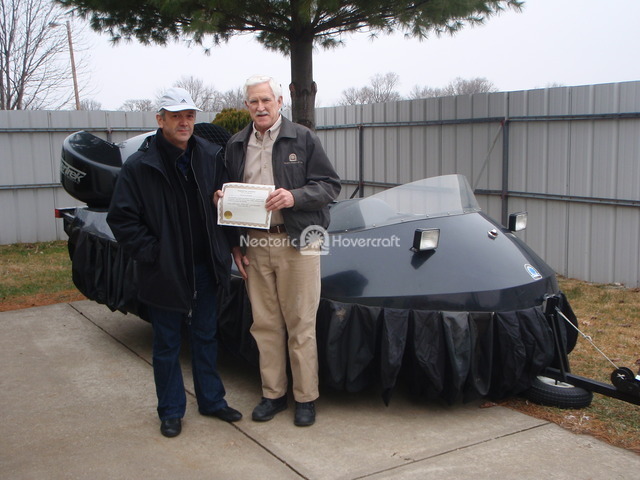 Hovercraft pilot training image Demostene Zanidache, Mali