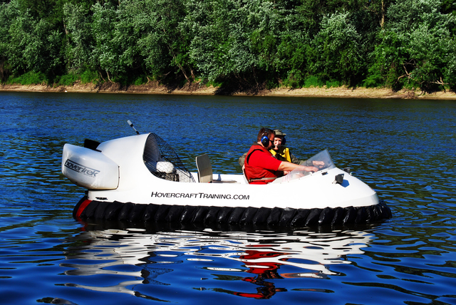 Sweden Hovercraft pilot training