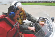 Photo Military hovercraft pilot training Neoteric
