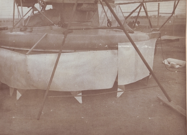Fig. 16a: Fitting the fifth flexible skirt