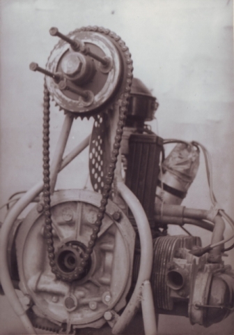 Fig. 12b: Detail of propulsion unit airscrew drive