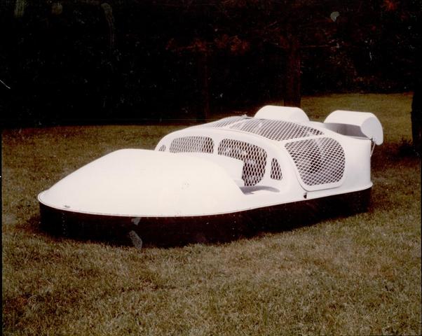 Neova 2 fiberglass hovercraft