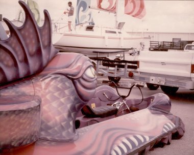 Walt Disney dragon hovercraft